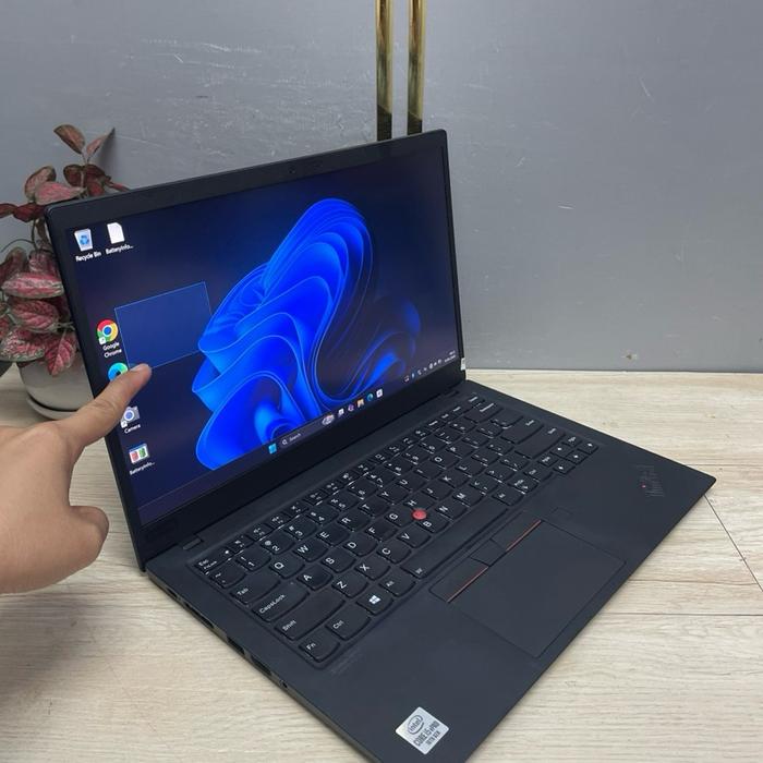 Lenovo Thinkpad X1 Carbon i7 Gen 11 DataAI